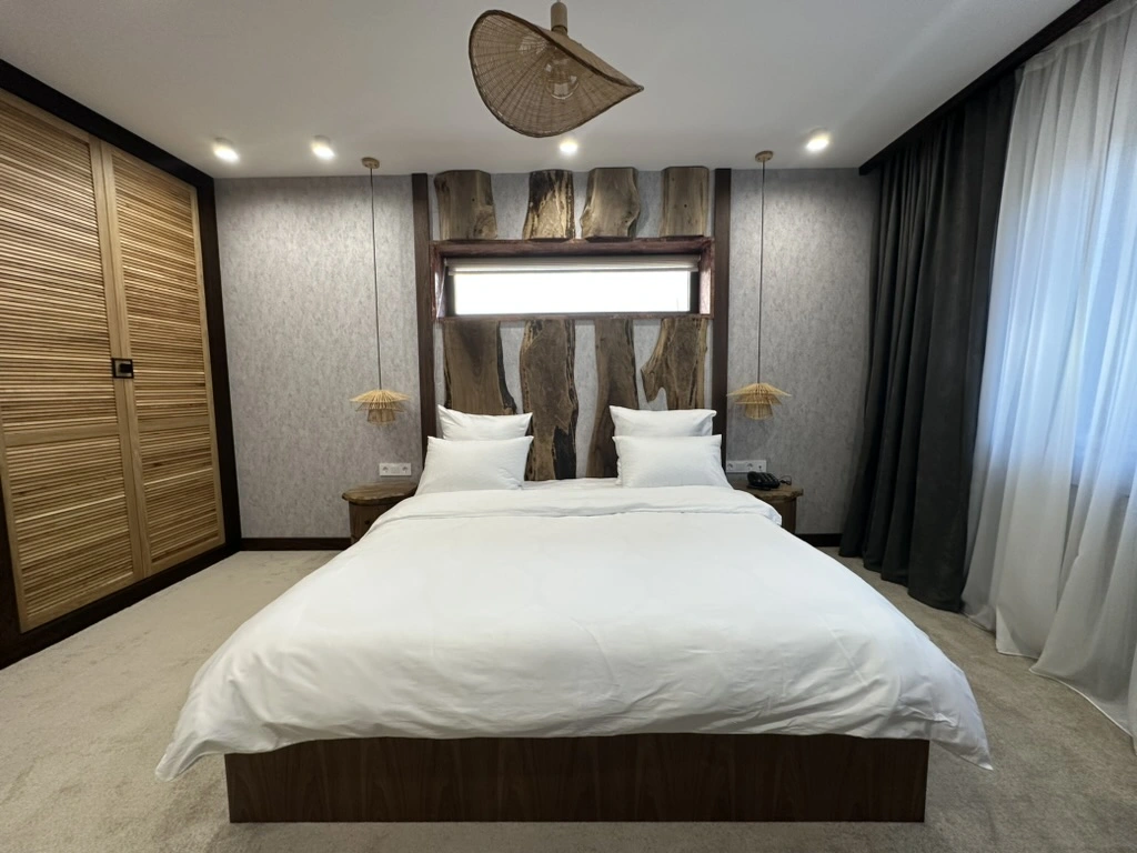 room 2 1st image