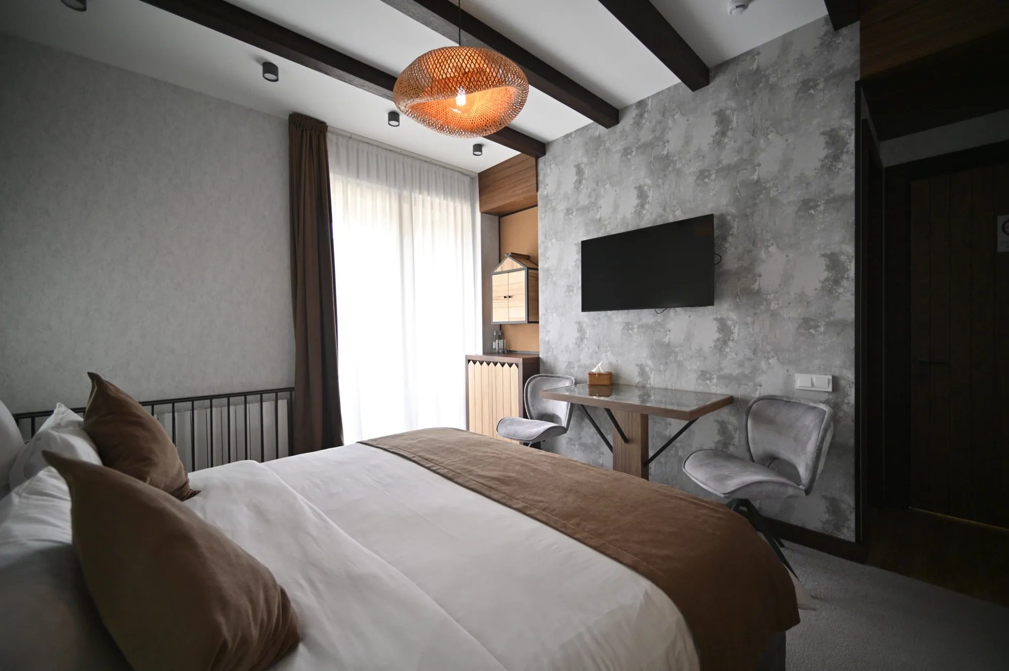 room 5 2nd image